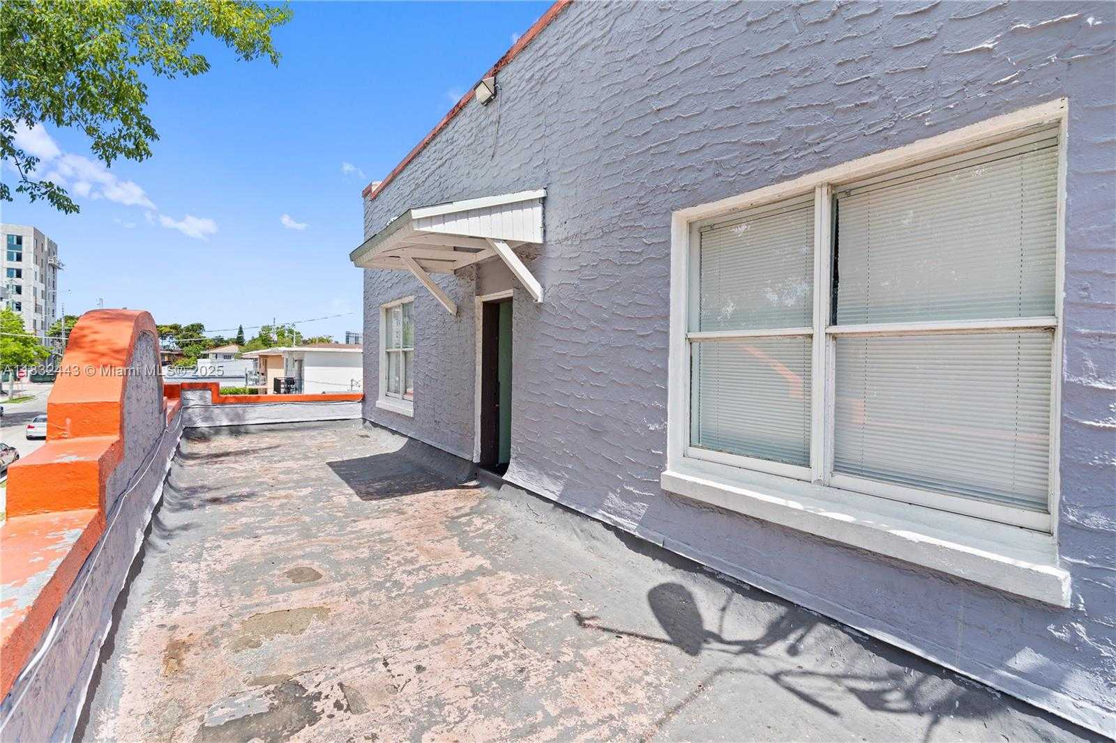 Small Image of 1619 SOUTH WEST 2ND ST, Miami Number 15