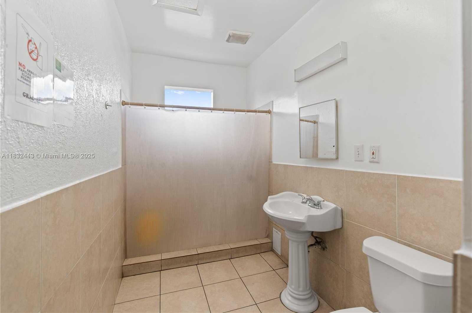 Small Image of 1619 SOUTH WEST 2ND ST, Miami Number 18