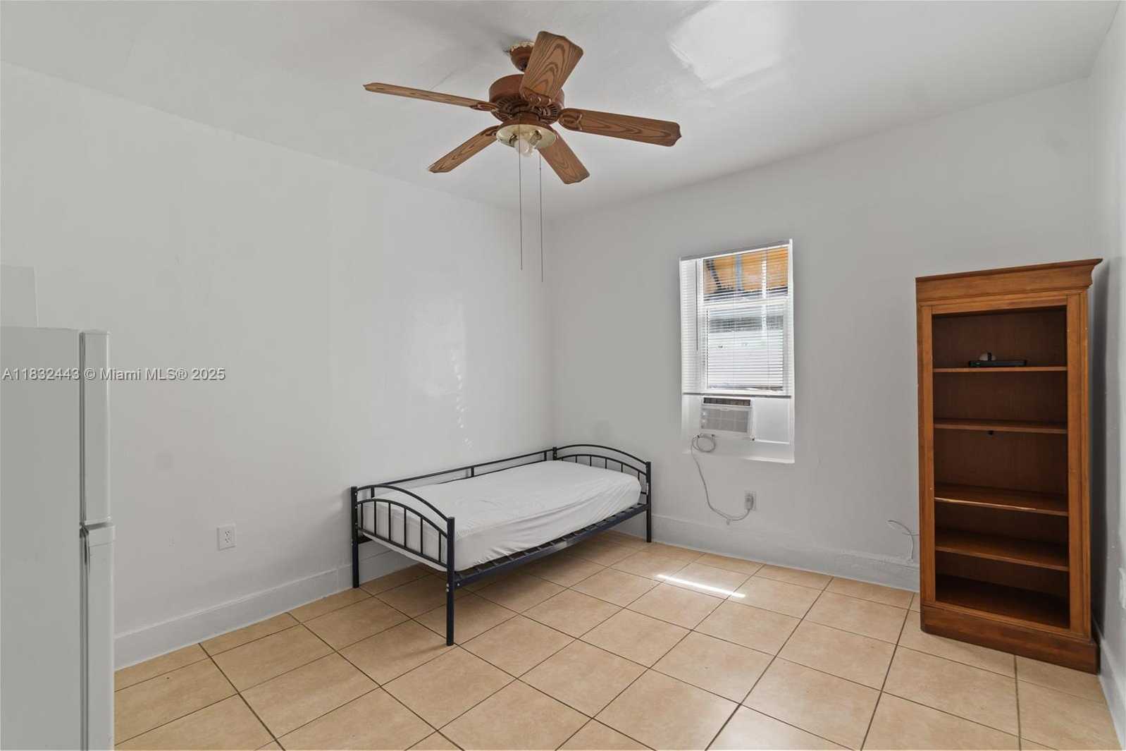 Small Image of 1619 SOUTH WEST 2ND ST, Miami Number 20