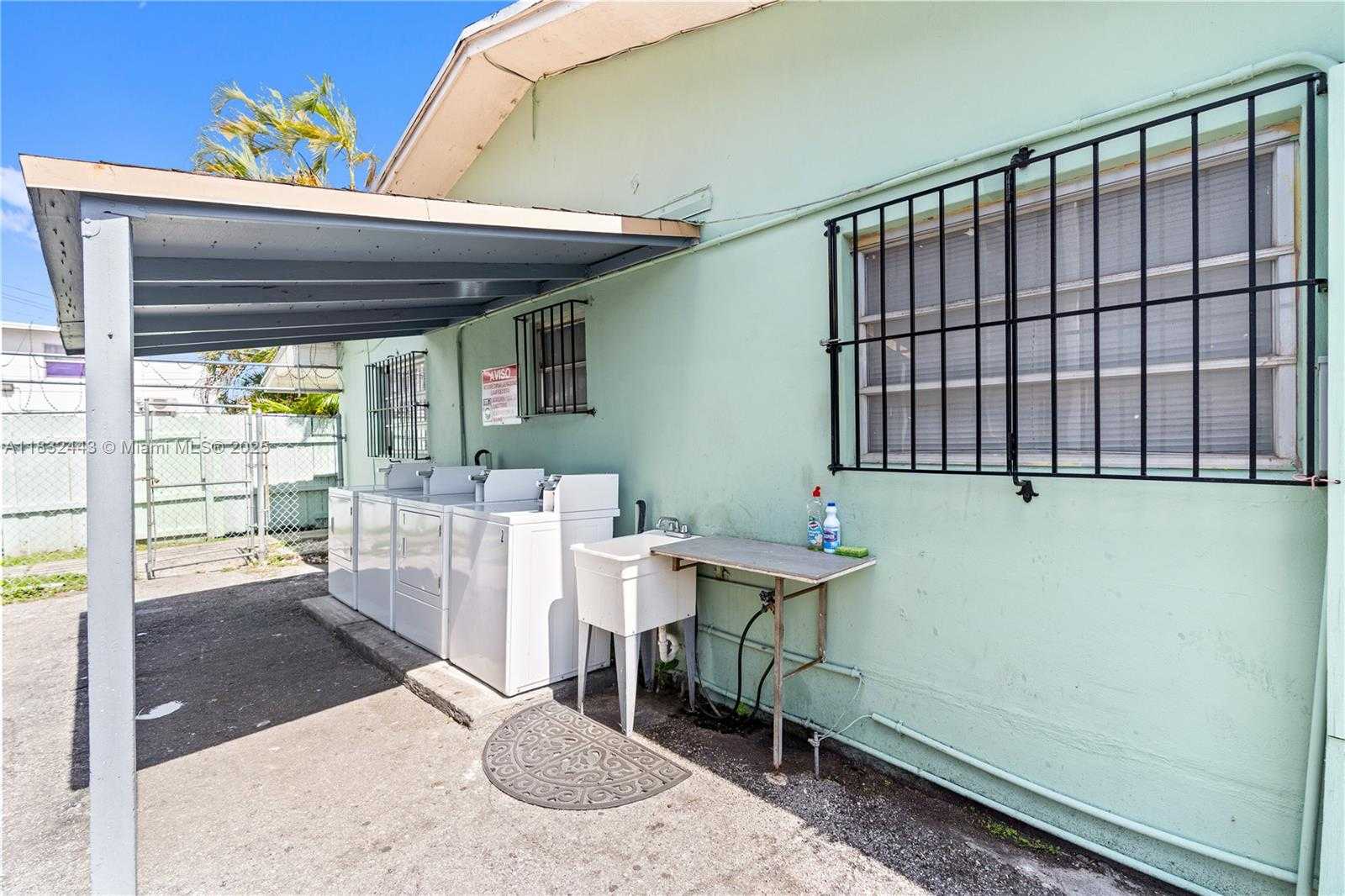 Small Image of 1619 SOUTH WEST 2ND ST, Miami Number 25