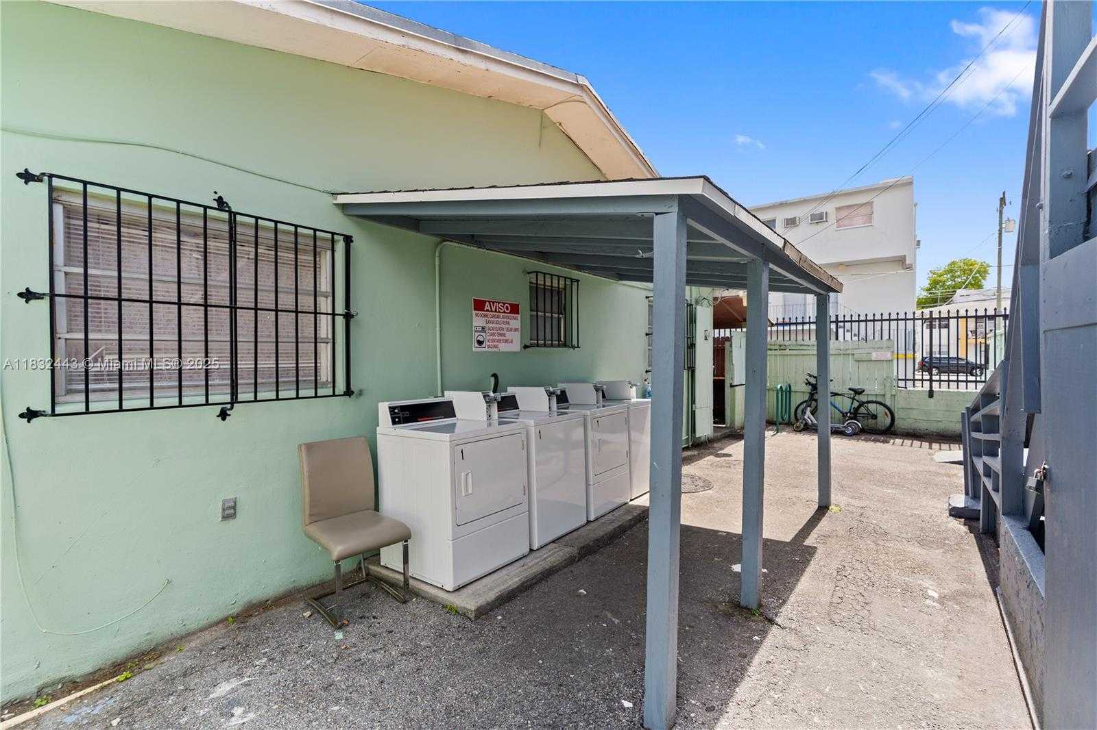 Small Image of 1619 SOUTH WEST 2ND ST, Miami Number 28