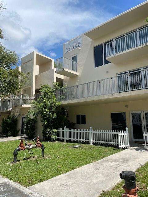 Small Image of 1619 SOUTH WEST 2ND ST, Miami Number 33