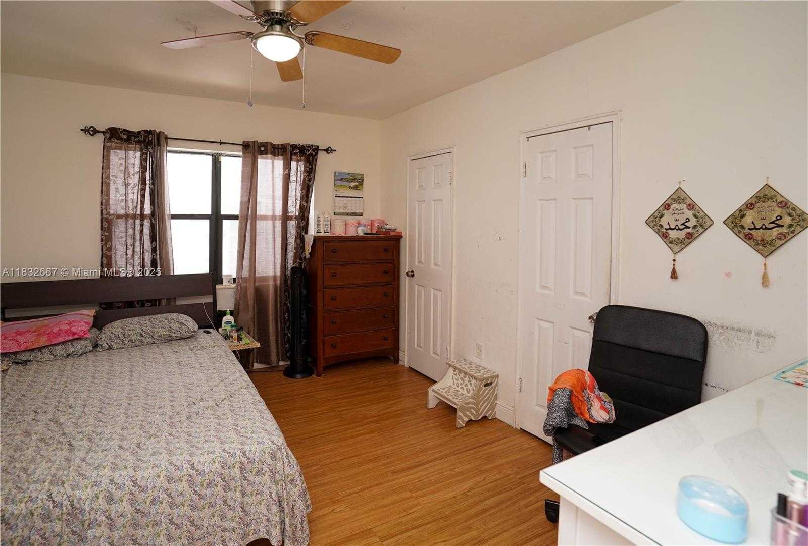 Small Image of 8321 CRESPI BLVD, Miami Beach Number 38