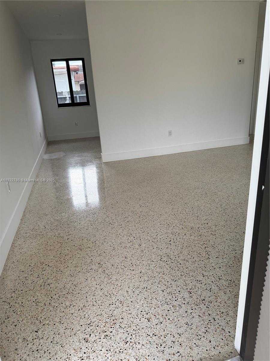 Small Image of 6750 SOUTH WEST 21ST ST, Miami Number 9