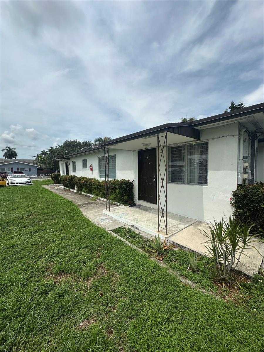 Small Image of 809 NORTH EAST 2ND ST UNIT 1-2 #2, Hallandale Beach Number 25