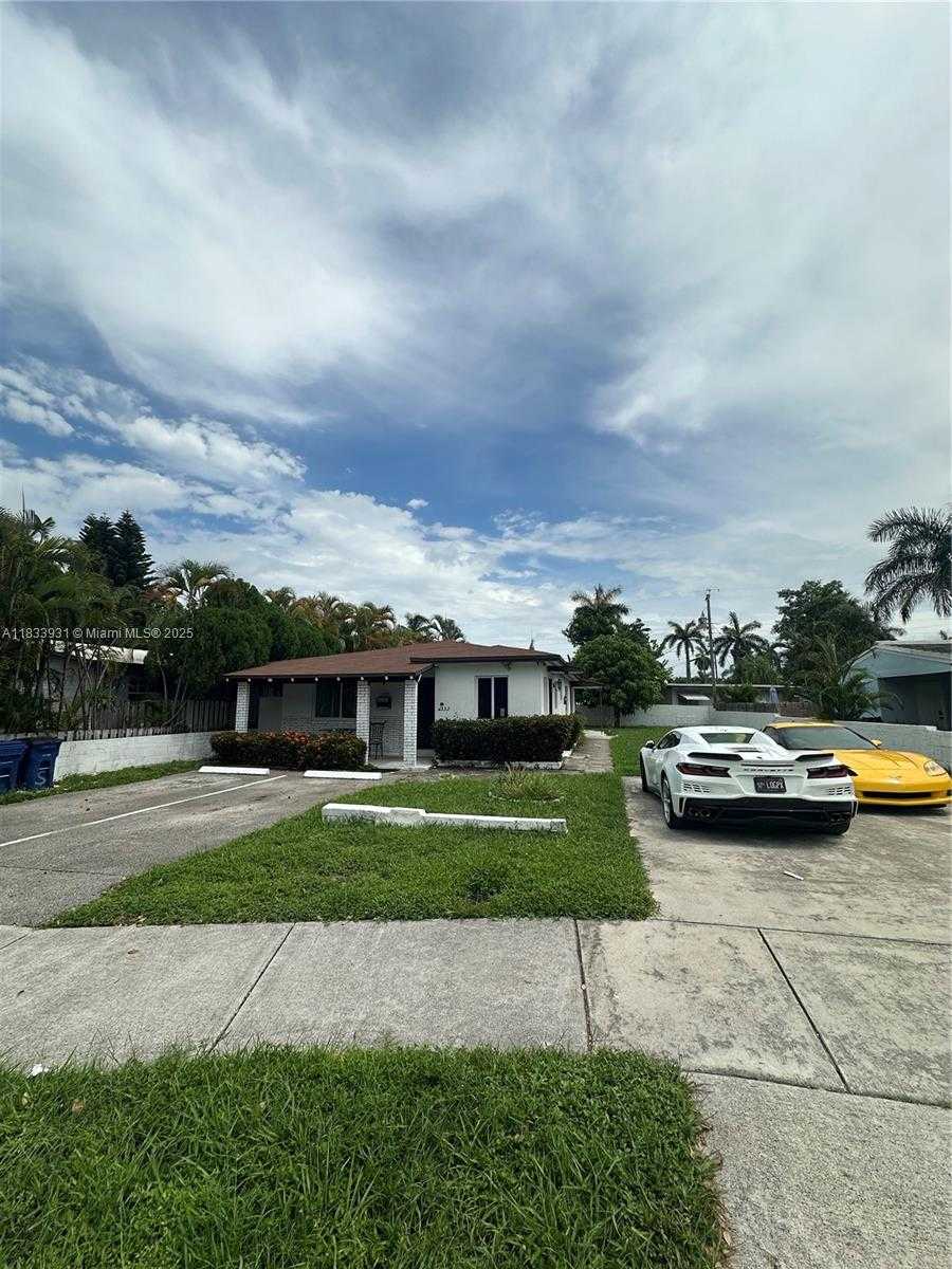 Small Image of 809 NORTH EAST 2ND ST UNIT 1-2 #2, Hallandale Beach Number 29