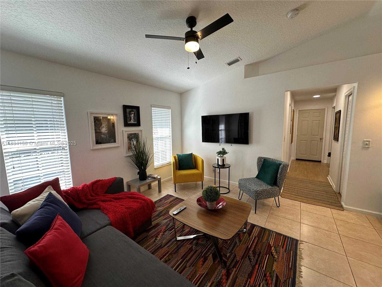 Small Image of West Palm Beach Number 14