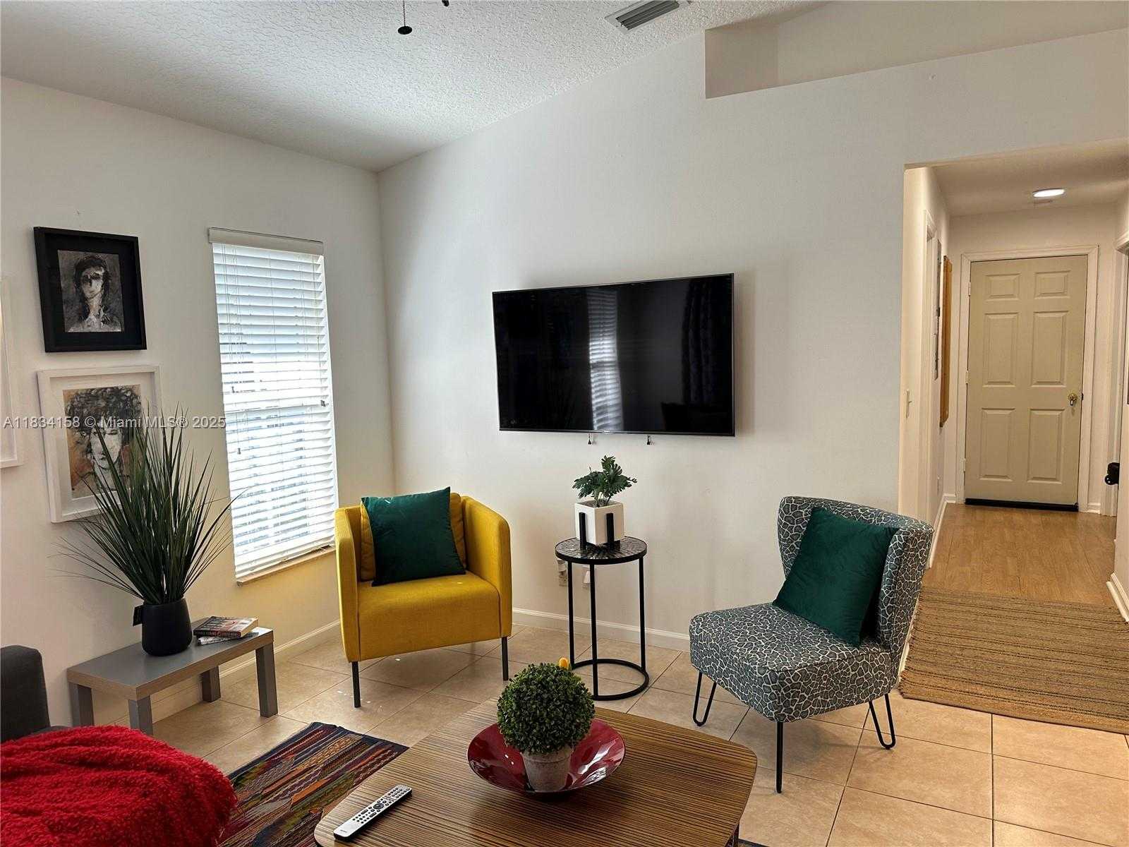 Small Image of West Palm Beach Number 15