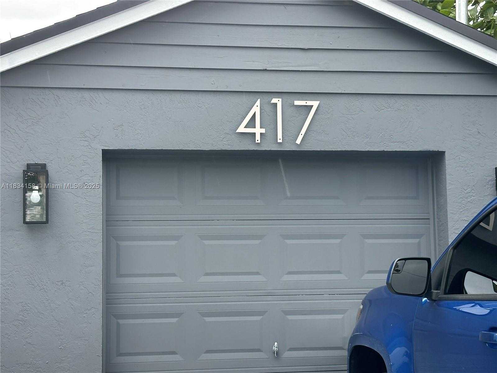 Small Image of West Palm Beach Number 51