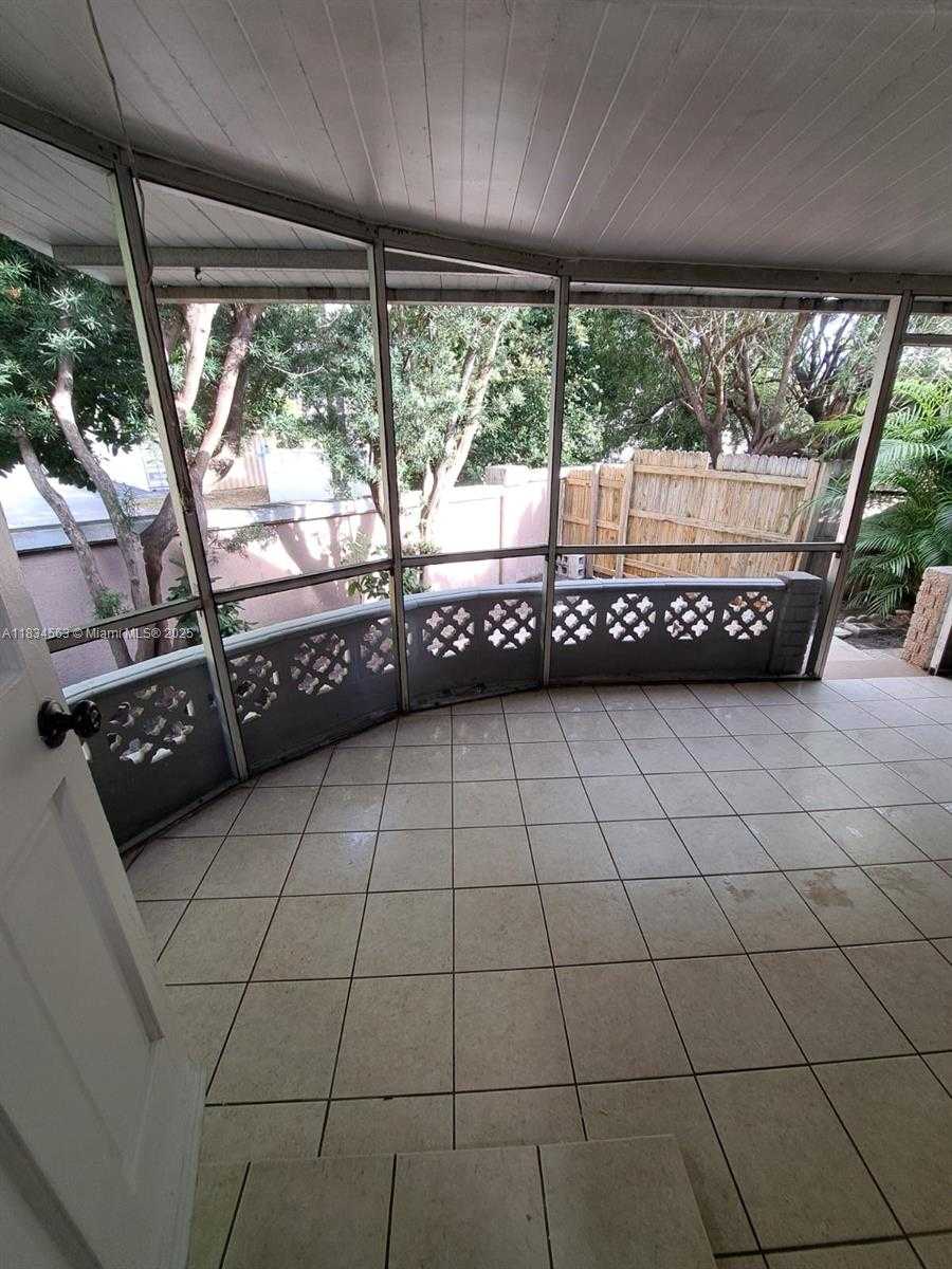 Small Image of 2036 NORTH EAST 21ST AVE, Fort Lauderdale Number 23