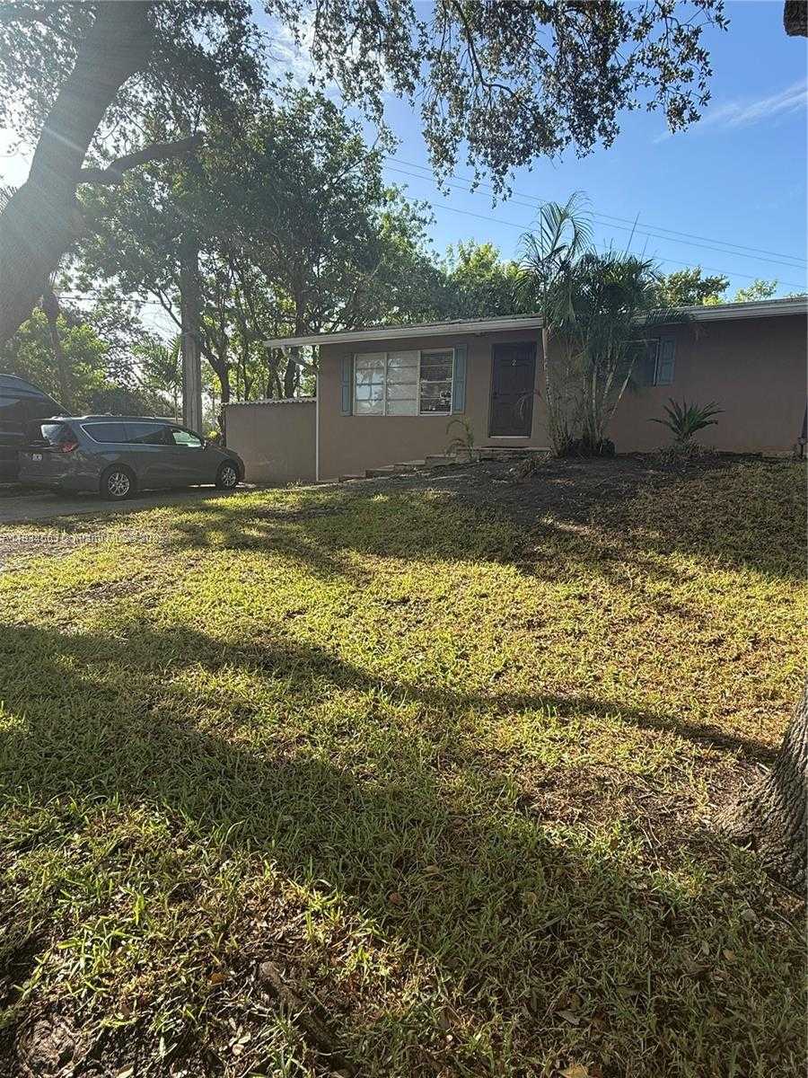 Small Image of 2036 NORTH EAST 21ST AVE, Fort Lauderdale Number 4