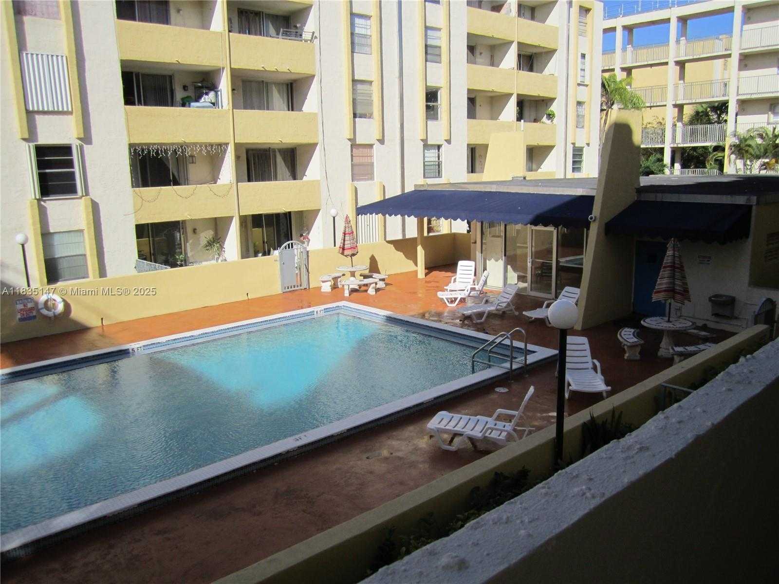 Small Image of 10000 NORTH WEST 80TH CT #5, Hialeah Gardens Number 4