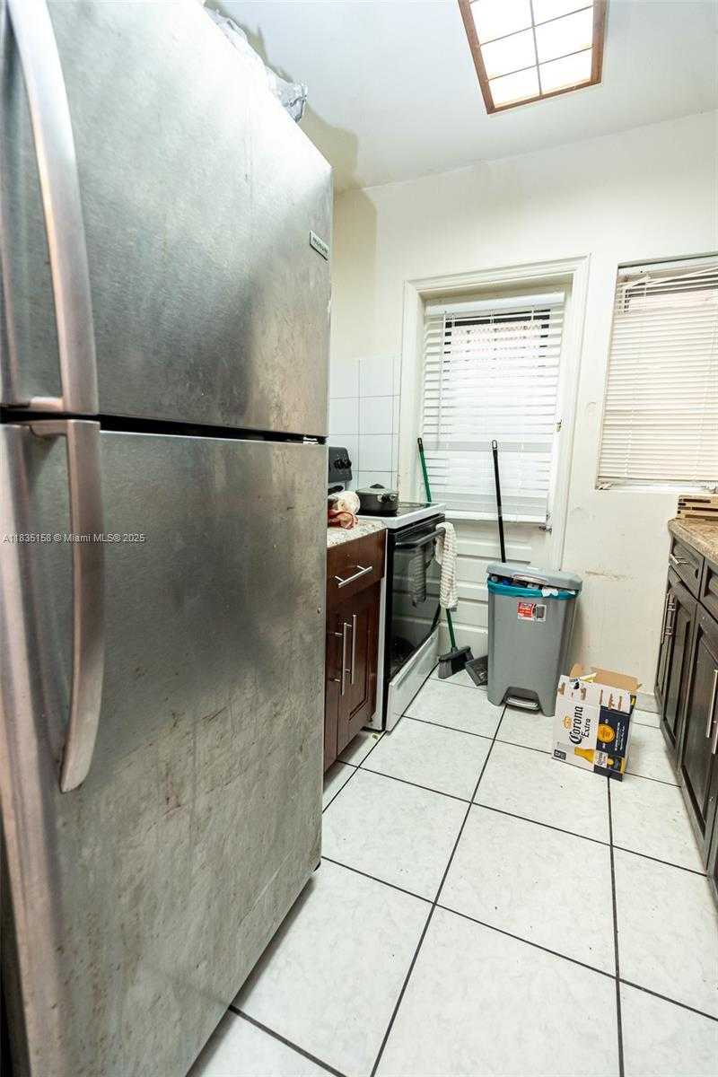 Small Image of 2331 NORTH WEST 14TH ST #3, Miami Number 10