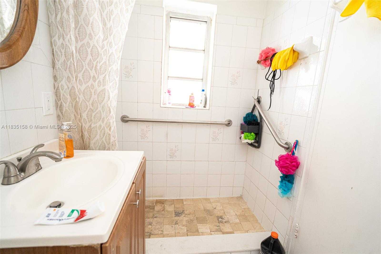 Small Image of 2331 NORTH WEST 14TH ST #3, Miami Number 12