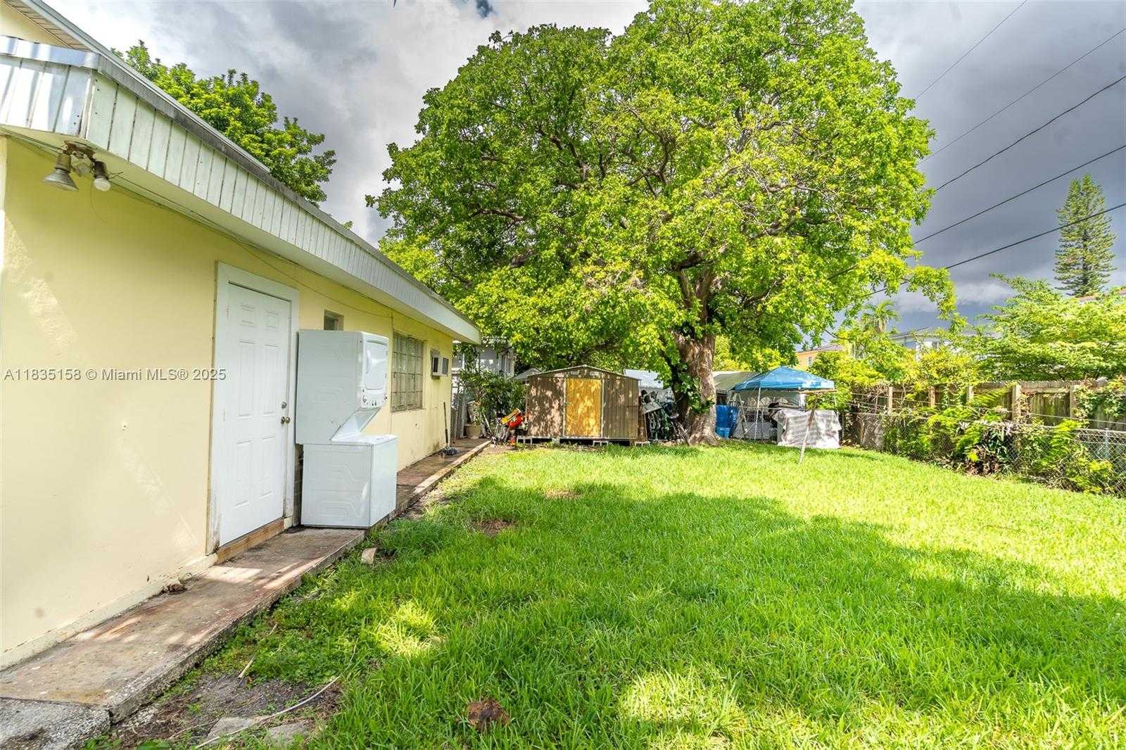 Small Image of 2331 NORTH WEST 14TH ST #3, Miami Number 18