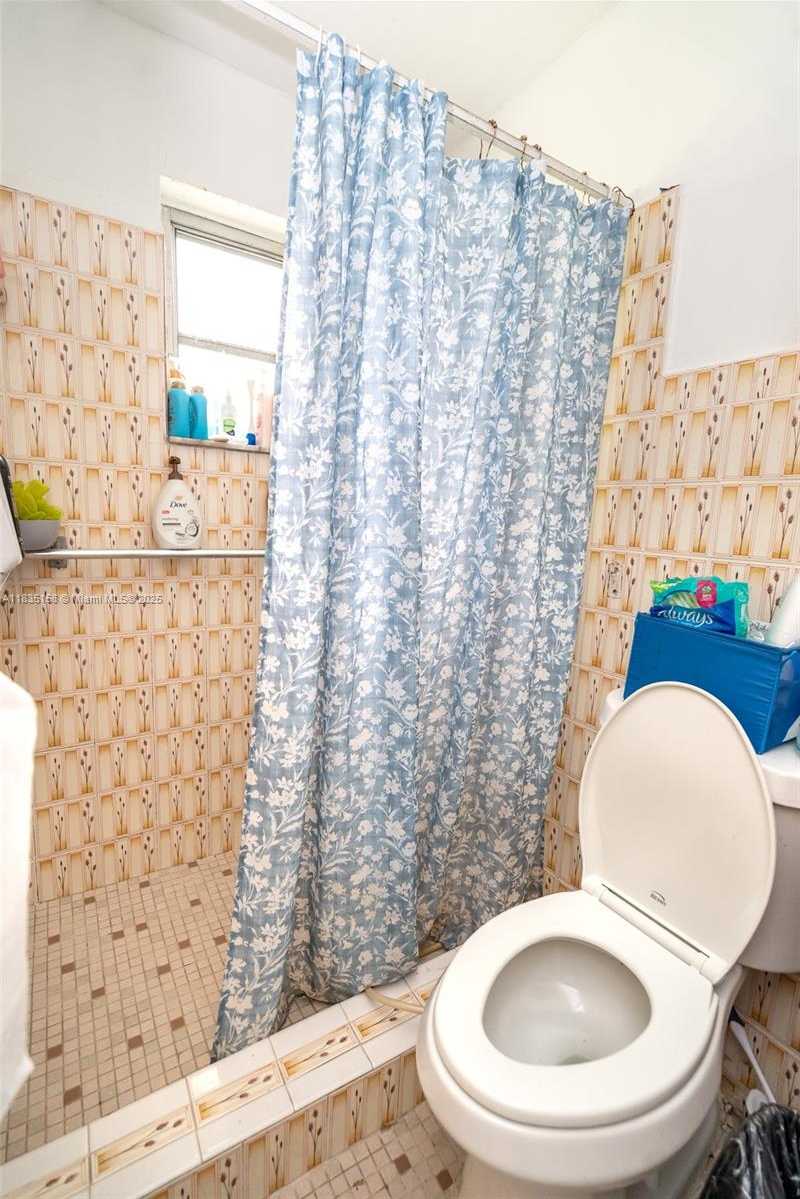 Small Image of 2331 NORTH WEST 14TH ST #3, Miami Number 28