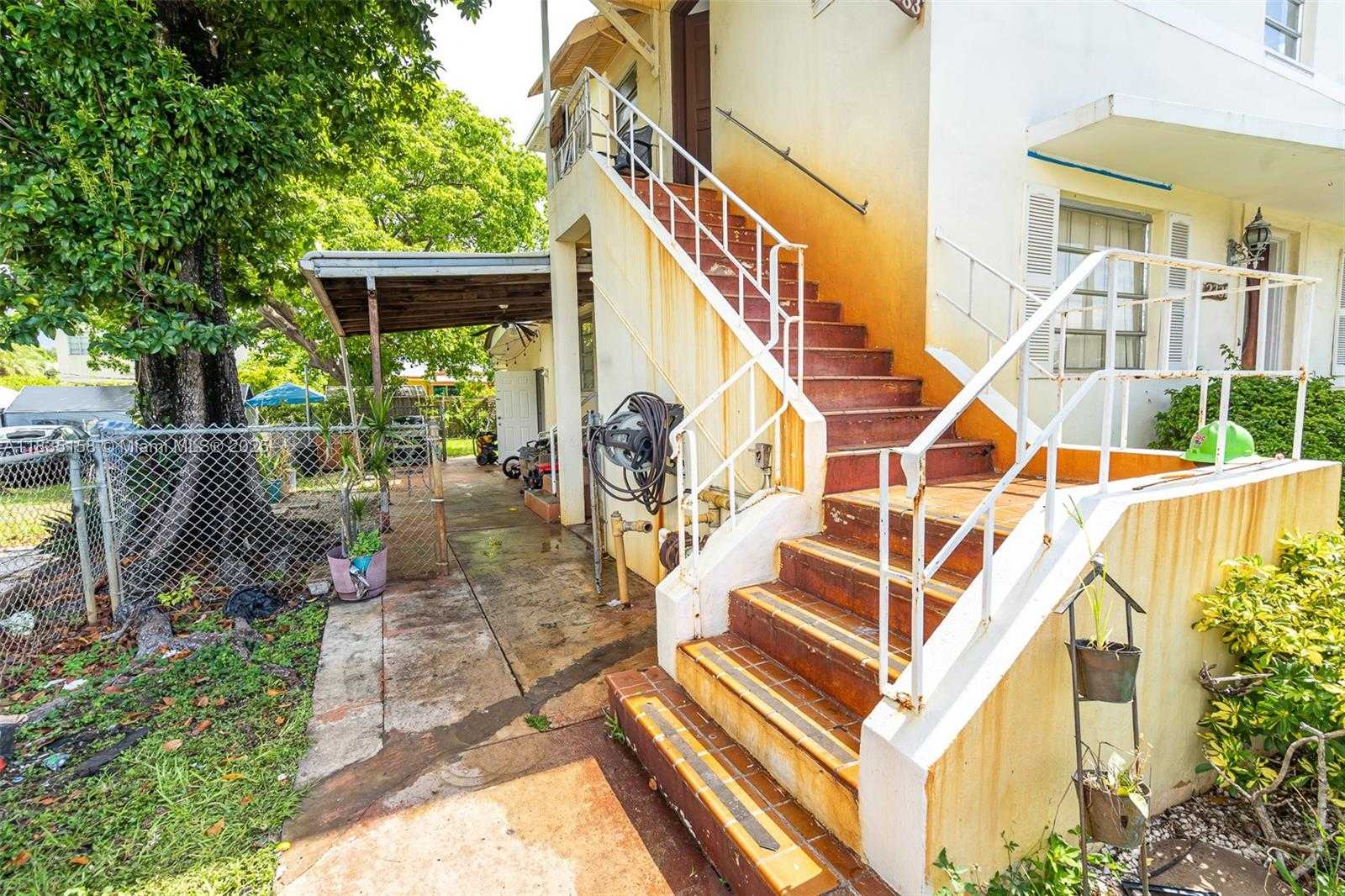 Small Image of 2331 NORTH WEST 14TH ST #3, Miami Number 4