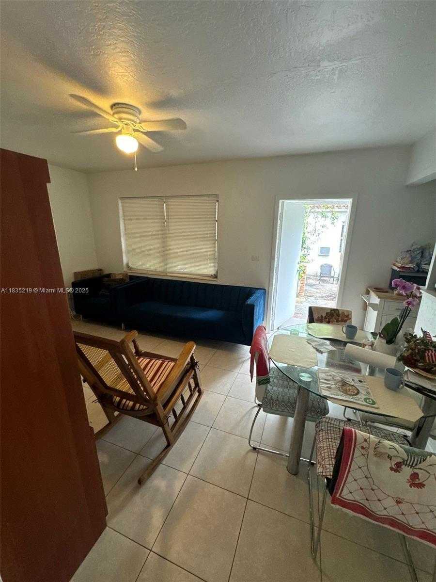 Small Image of 7905 CRESPI BLVD #3, Miami Beach Number 4