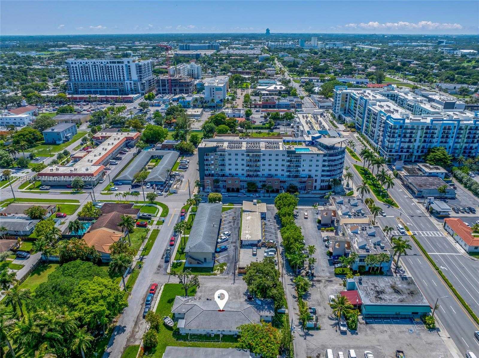 Small Image of 213 SOUTH EAST PARK ST #6, Dania Beach Number 6
