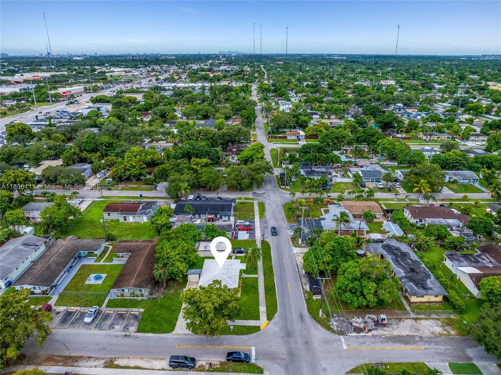 Small Image of 6044 FUNSTON ST, Hollywood Number 14