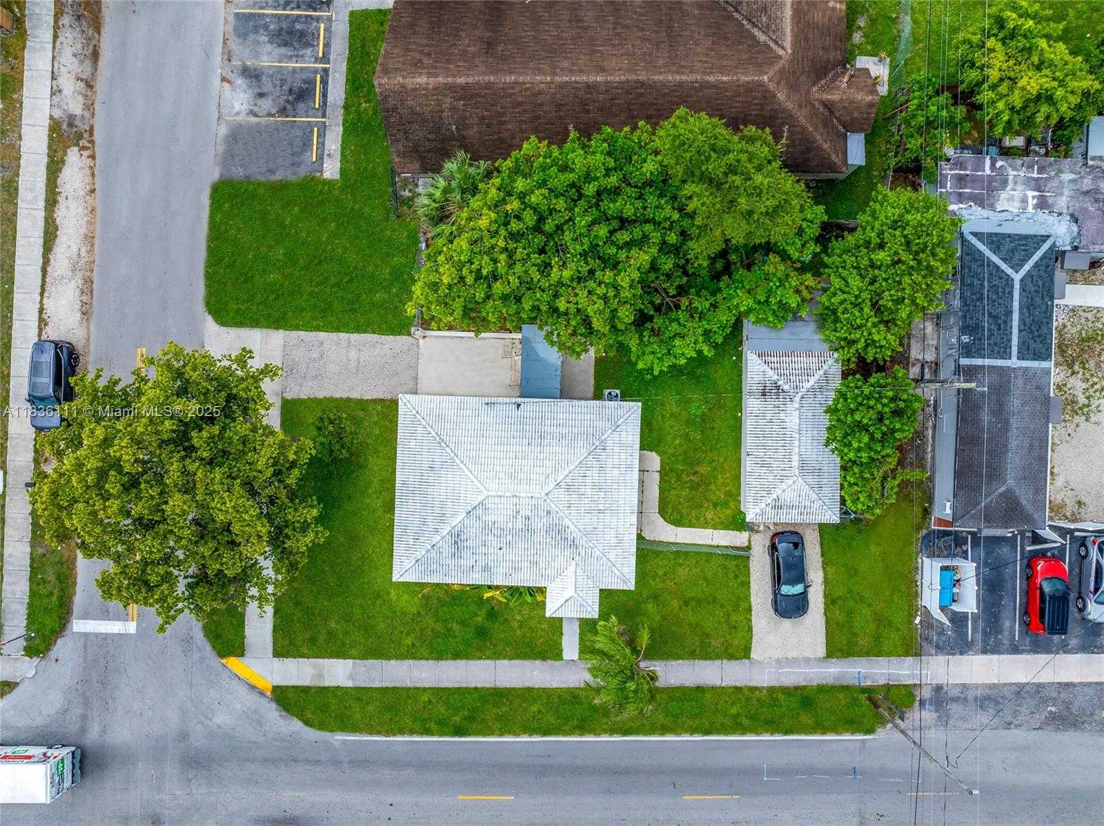 Small Image of 6044 FUNSTON ST, Hollywood Number 21