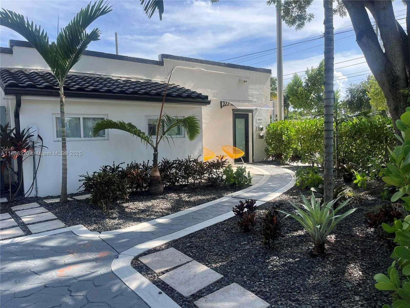 Small Image of 2301 SOUTH WEST 17TH AVE #3, Miami Number 7