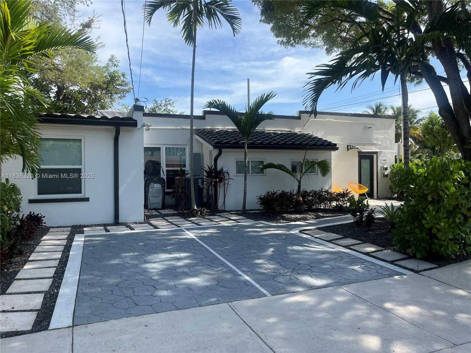 Small Image of 2301 SOUTH WEST 17TH AVE #3, Miami Number 8