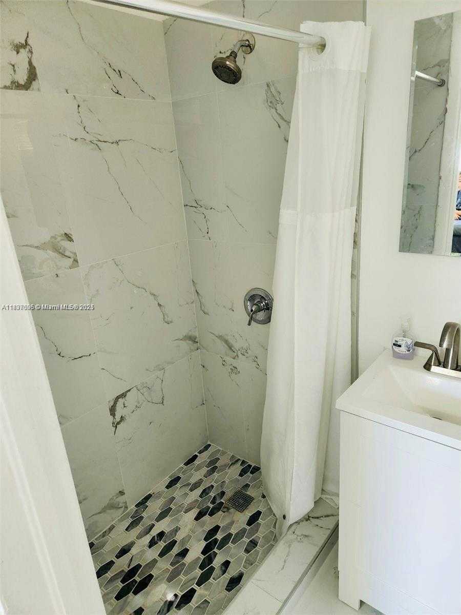 Small Image of 1236 NORTH EAST 109TH ST #3, Miami Number 22
