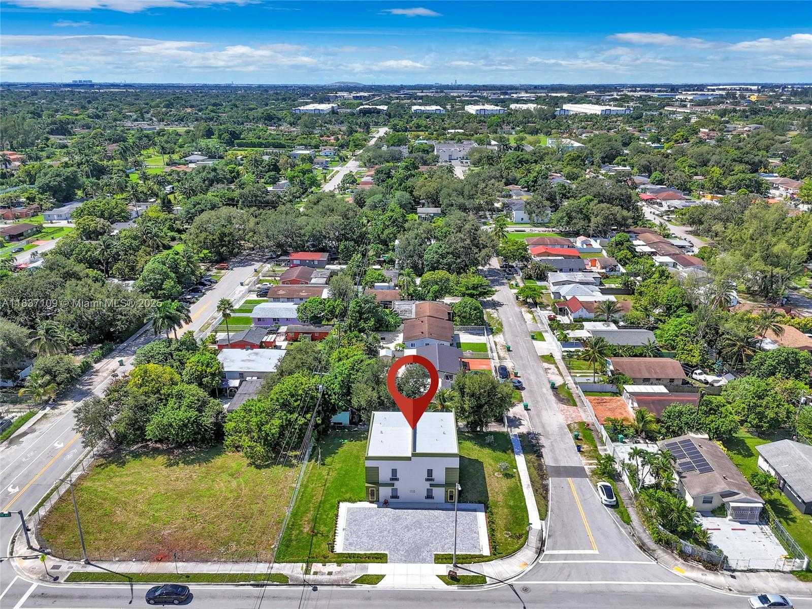 Small Image of 11128 17TH AVE 1-2 #2, Miami Number 5