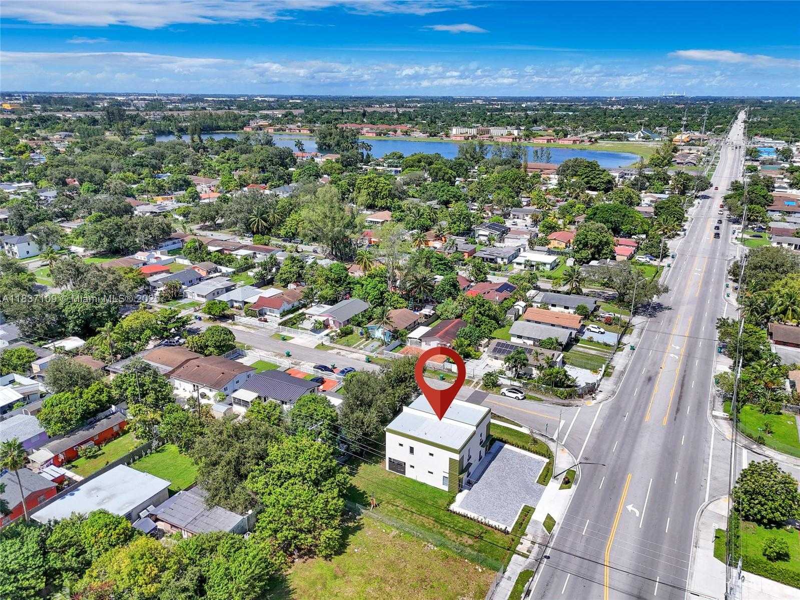 Small Image of 11128 17TH AVE 1-2 #2, Miami Number 9