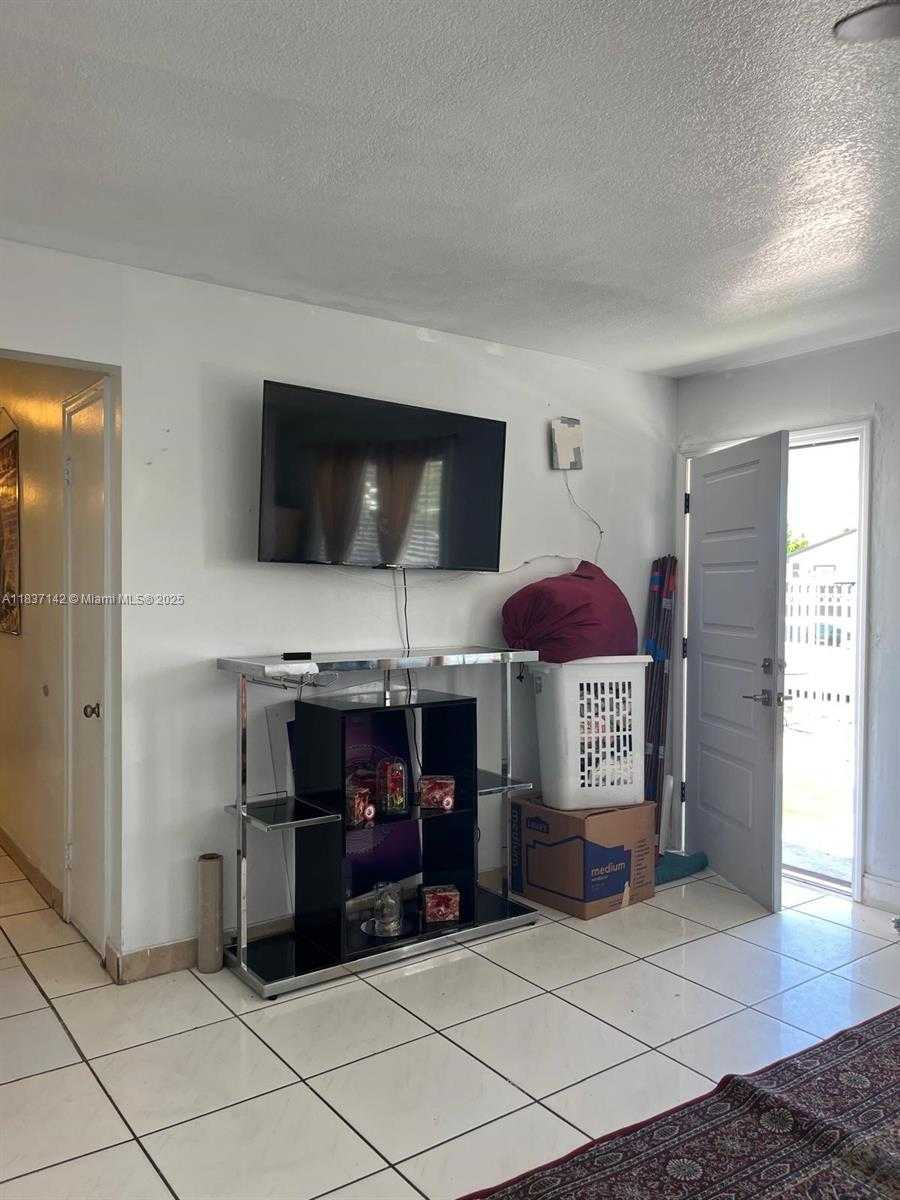 Small Image of 14923 SOUTH WEST 302ND TER, Homestead Number 20