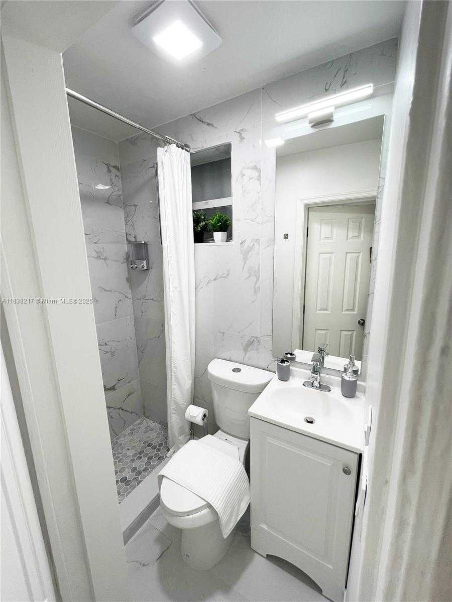 Small Image of 2035 NORTH WEST 34TH ST #4, Miami Number 11