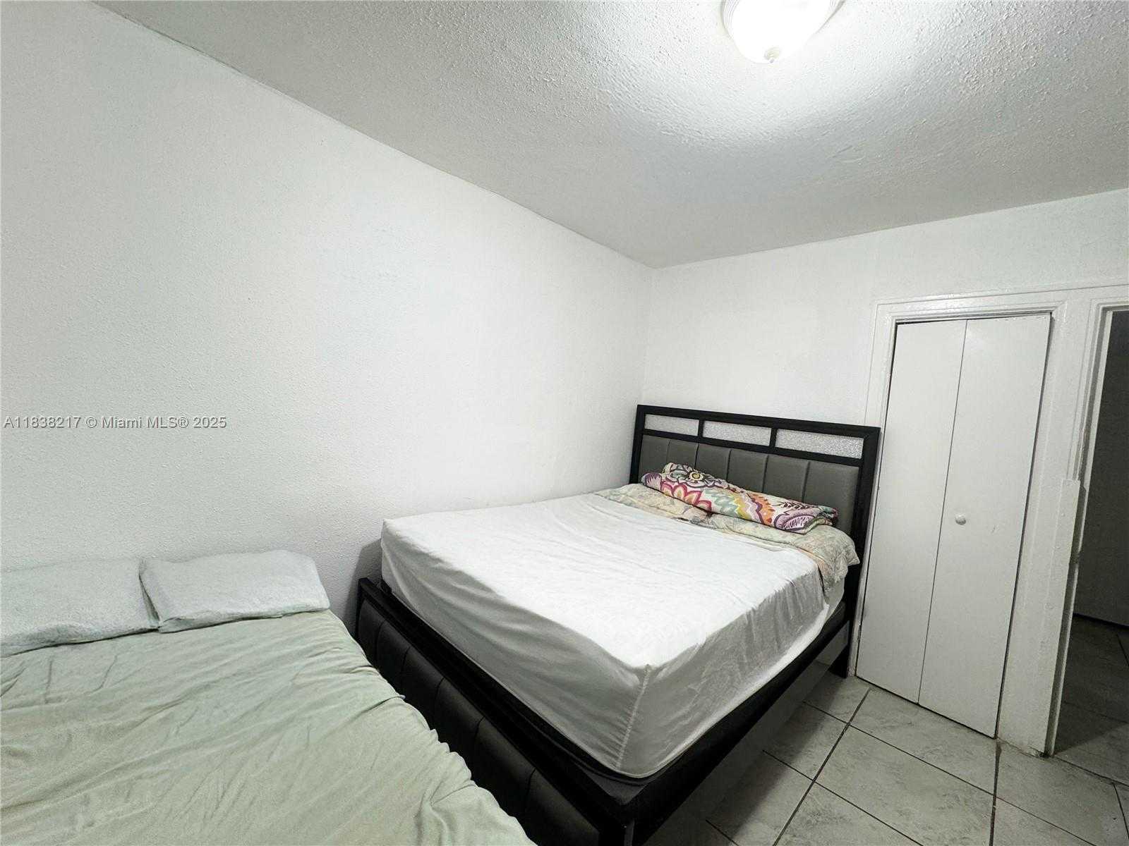 Small Image of 2035 NORTH WEST 34TH ST #4, Miami Number 17