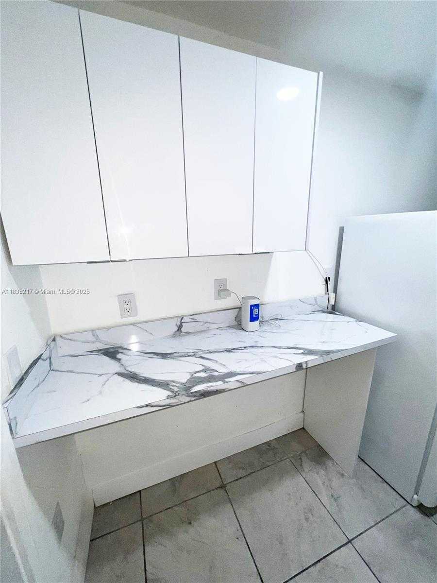 Small Image of 2035 NORTH WEST 34TH ST #4, Miami Number 22