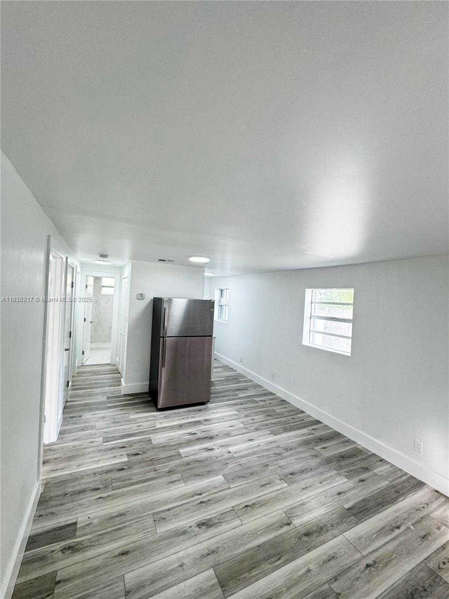 Small Image of 2035 NORTH WEST 34TH ST #4, Miami Number 5
