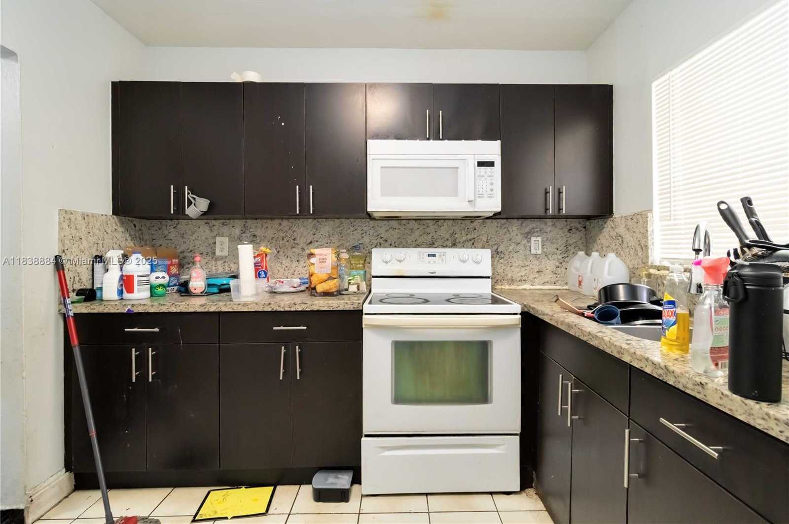 Small Image of 1427 NORTH WEST 8TH AVE, Fort Lauderdale Number 19