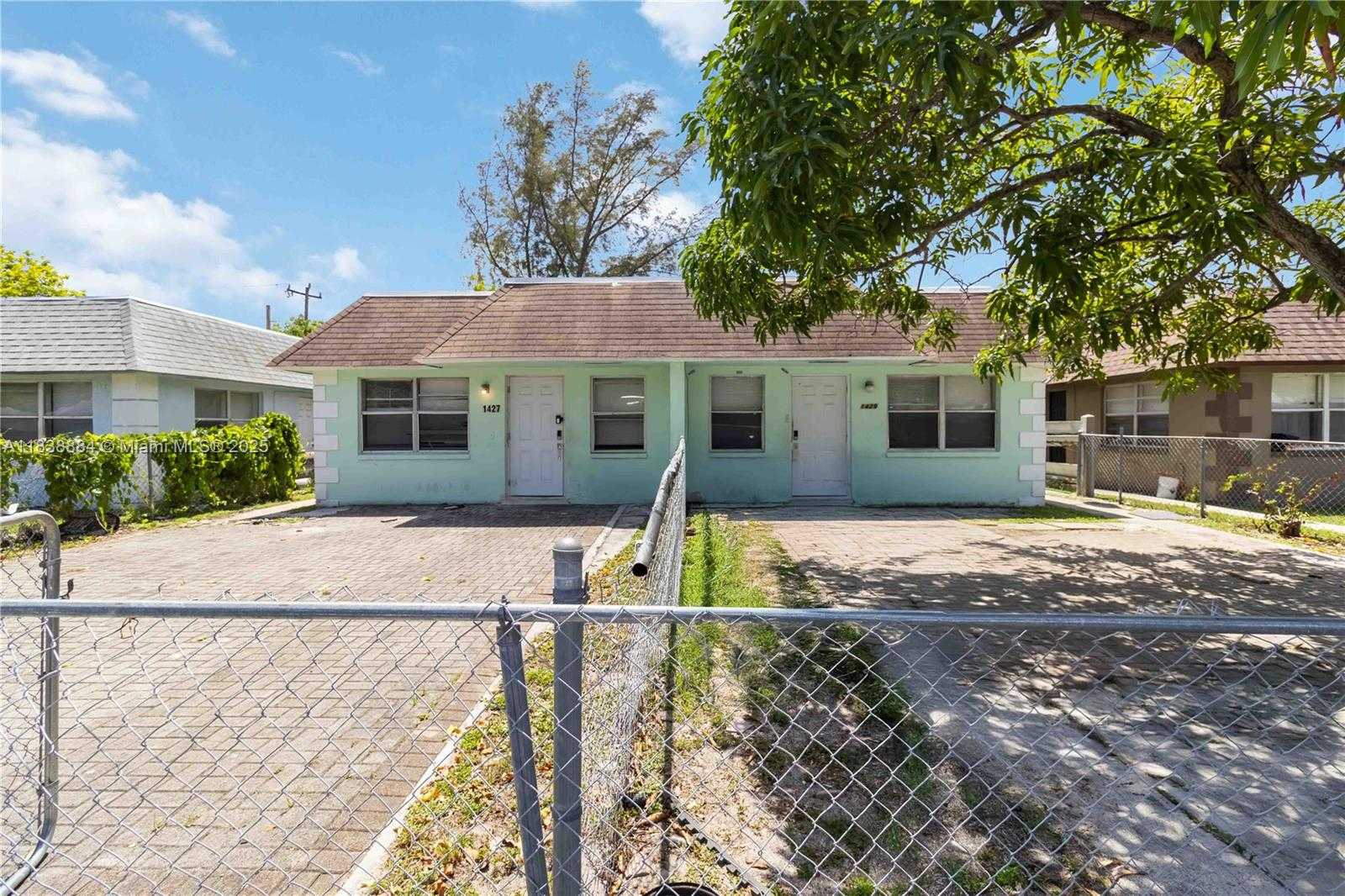 Small Image of 1427 NORTH WEST 8TH AVE, Fort Lauderdale Number 34