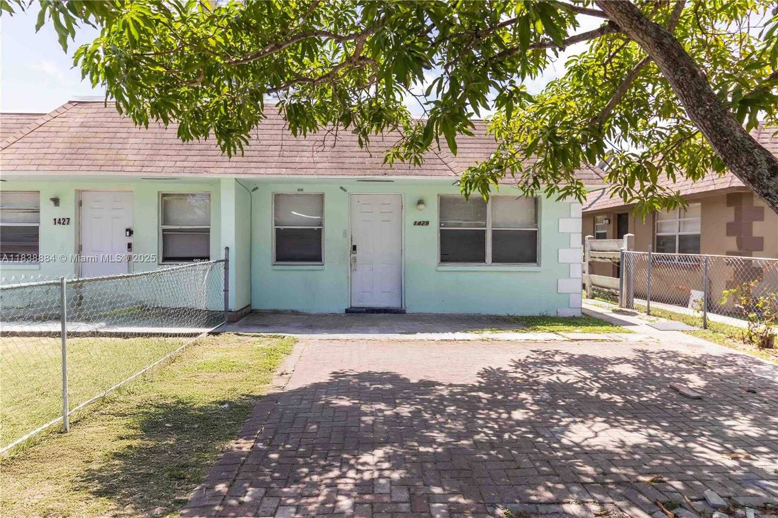 Small Image of 1427 NORTH WEST 8TH AVE, Fort Lauderdale Number 4