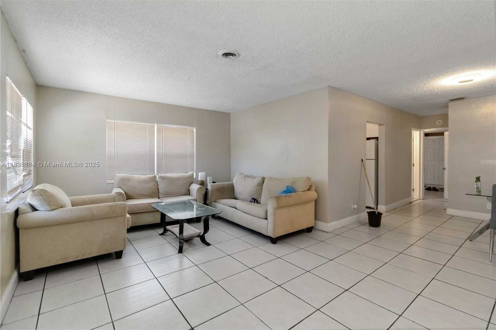 Small Image of 1427 NORTH WEST 8TH AVE, Fort Lauderdale Number 41