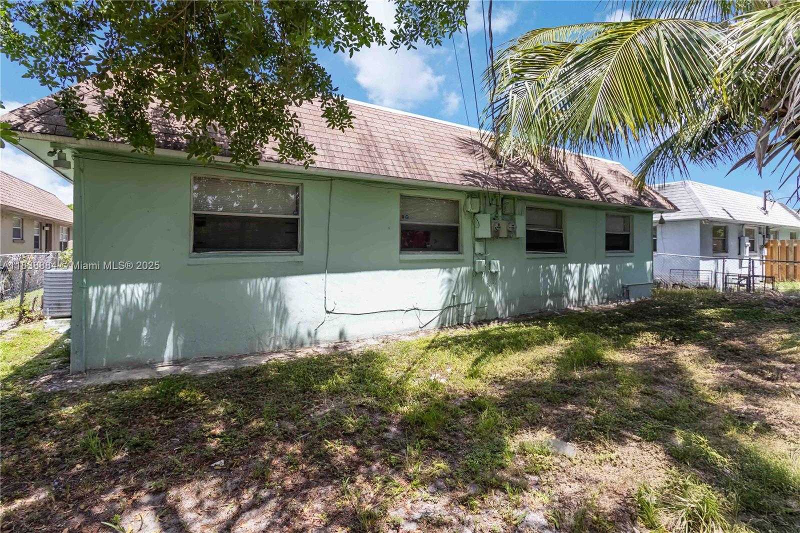 Small Image of 1427 NORTH WEST 8TH AVE, Fort Lauderdale Number 63