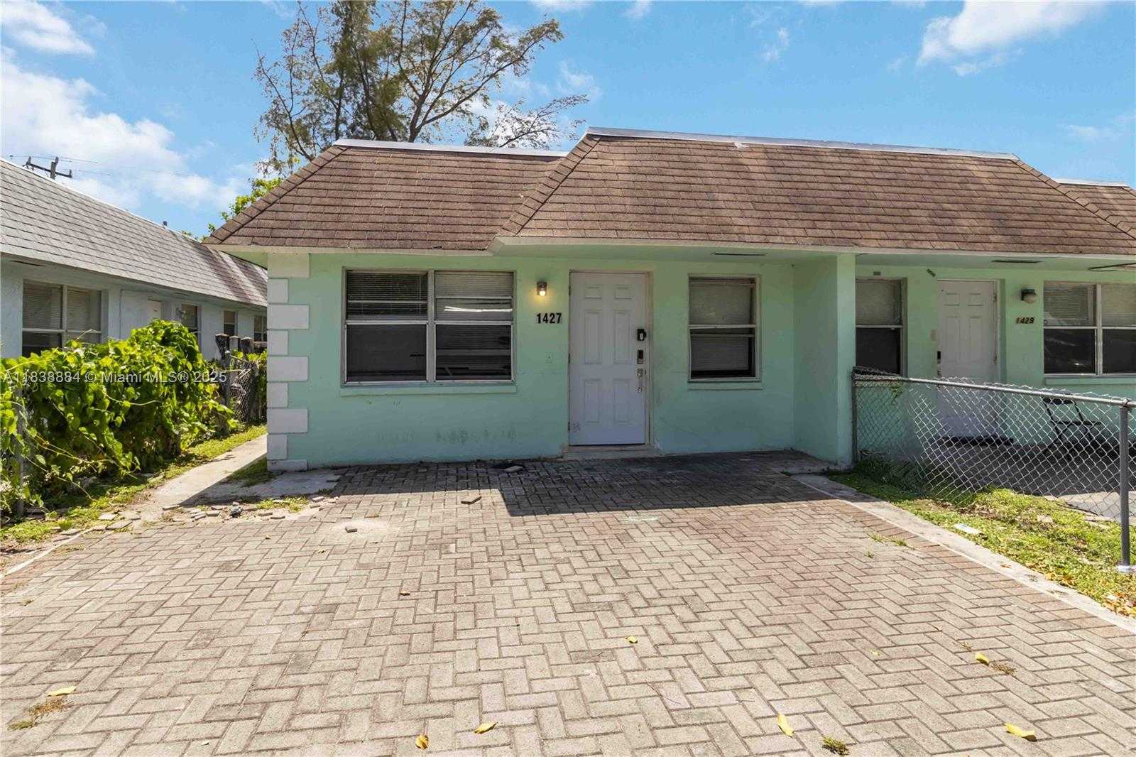 Small Image of 1427 NORTH WEST 8TH AVE, Fort Lauderdale Number 65