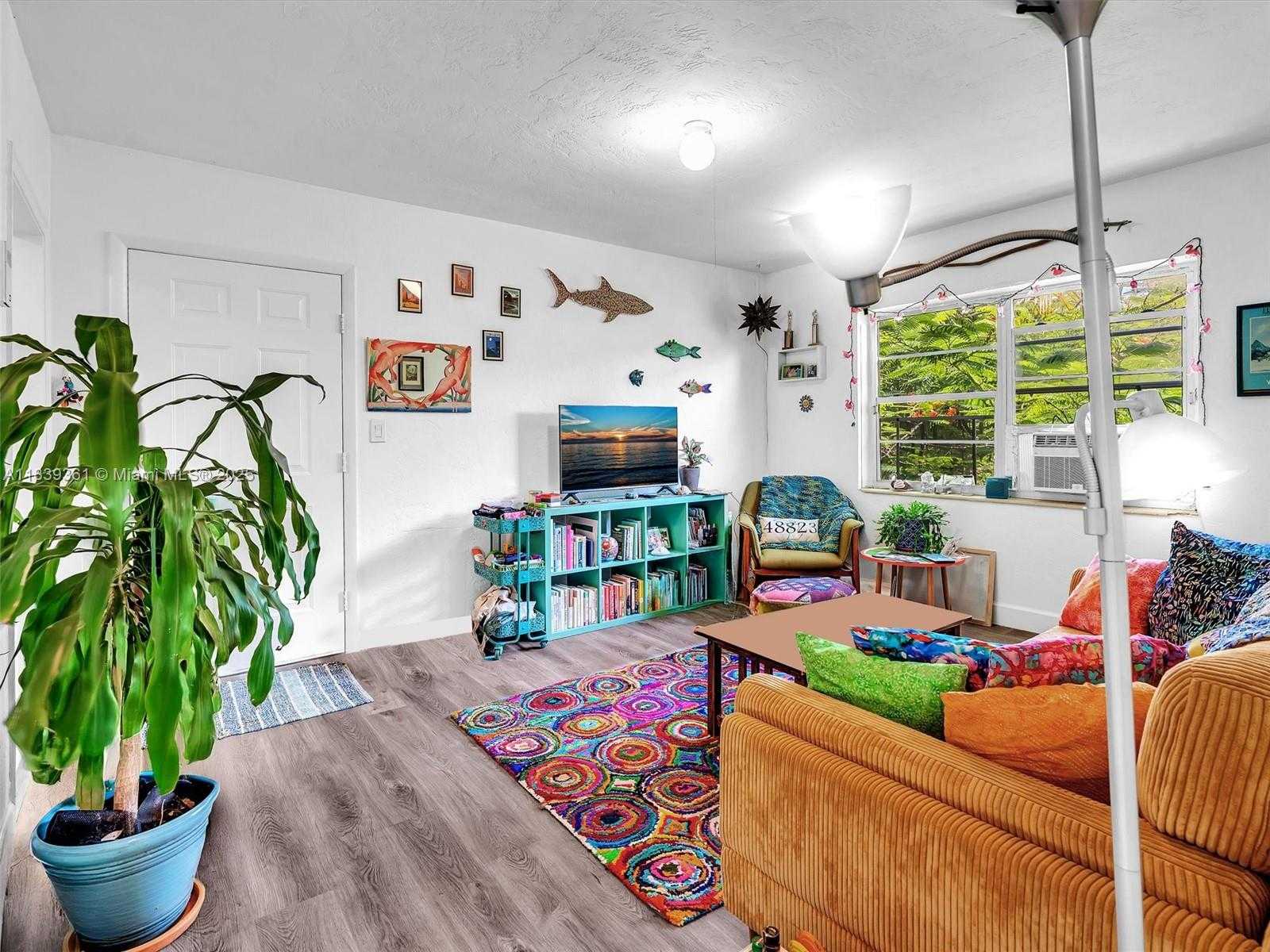 Small Image of 3210 EAST ELIZABETH ST, Miami Number 12