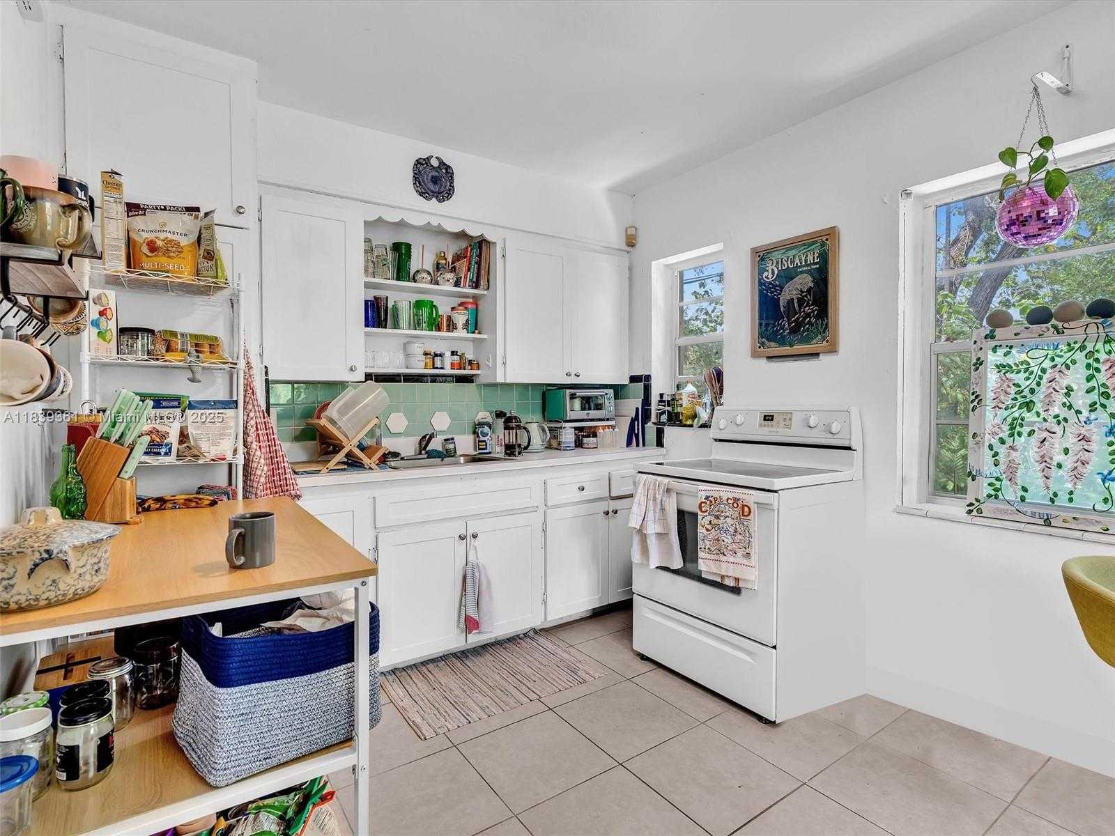 Small Image of 3210 EAST ELIZABETH ST, Miami Number 18