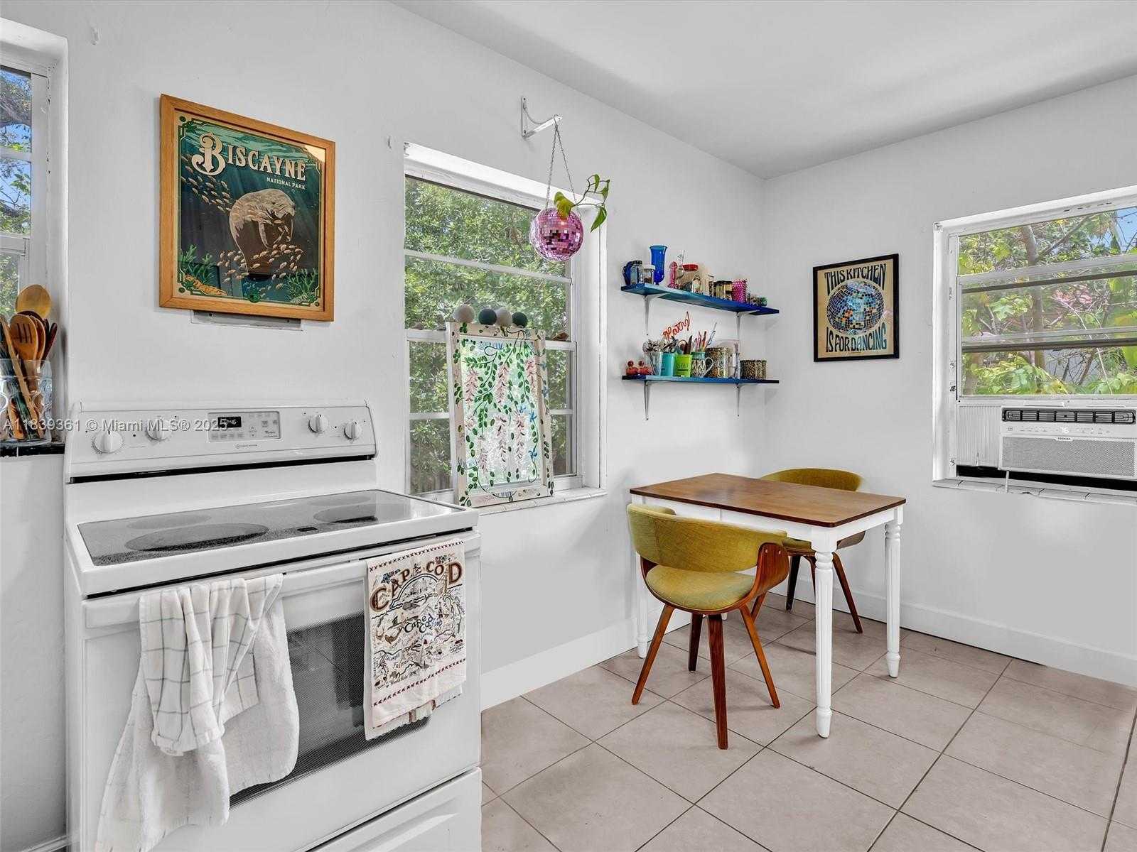 Small Image of 3210 EAST ELIZABETH ST, Miami Number 19