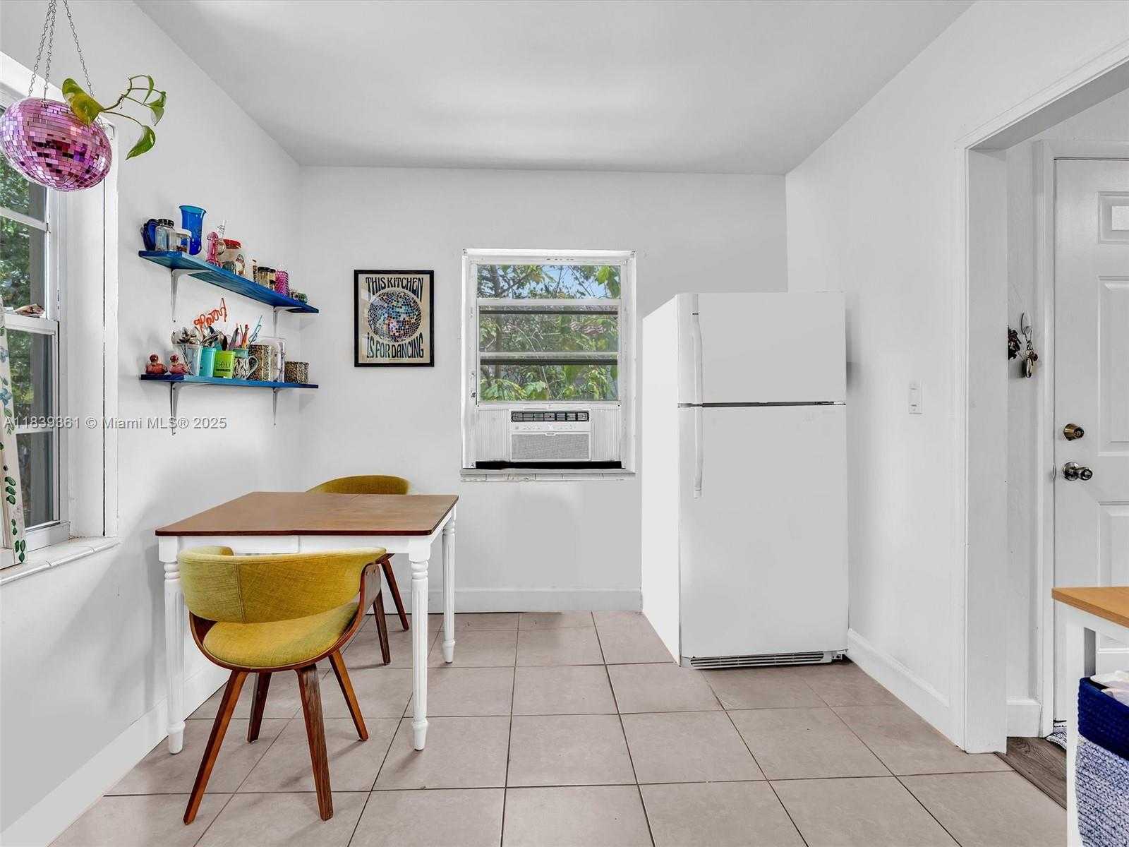 Small Image of 3210 EAST ELIZABETH ST, Miami Number 20