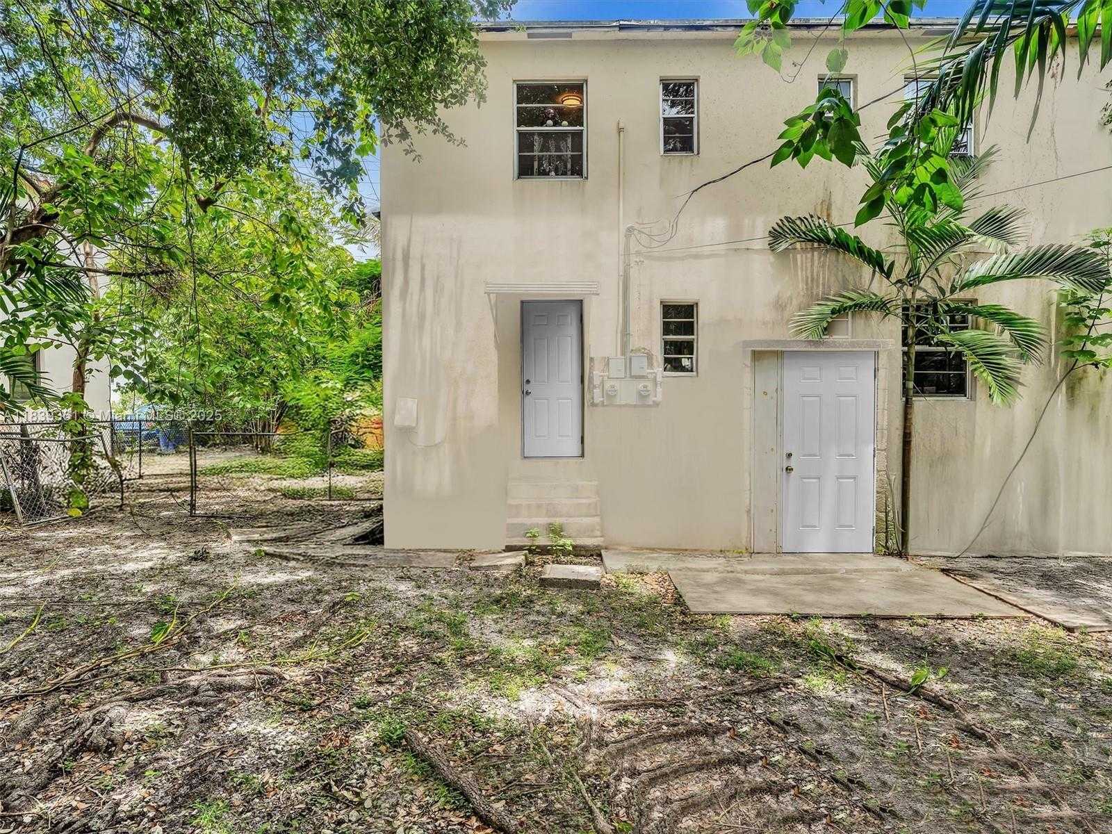 Small Image of 3210 EAST ELIZABETH ST, Miami Number 29