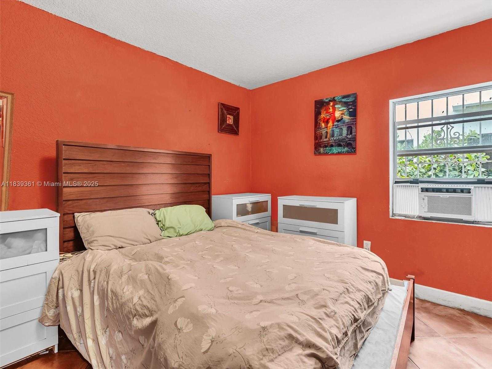 Small Image of 3210 EAST ELIZABETH ST, Miami Number 41