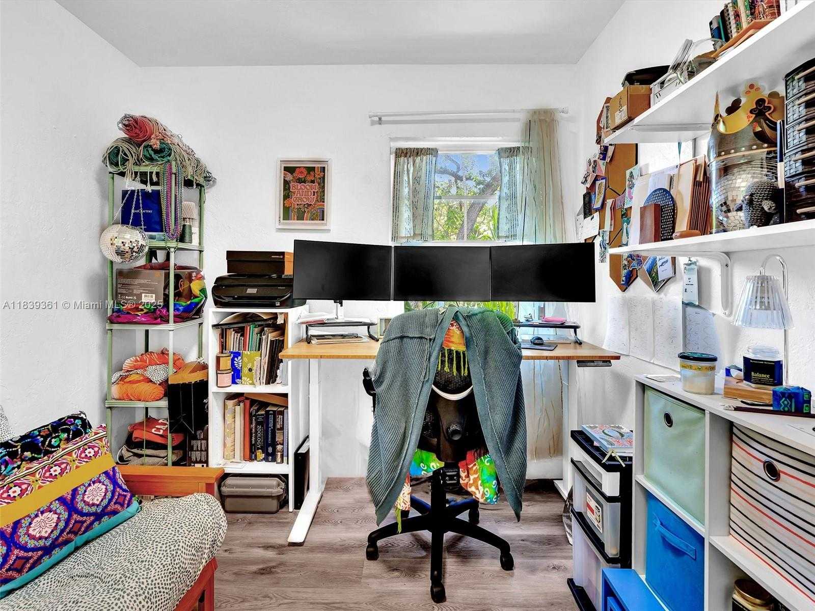 Small Image of 3210 EAST ELIZABETH ST, Miami Number 5