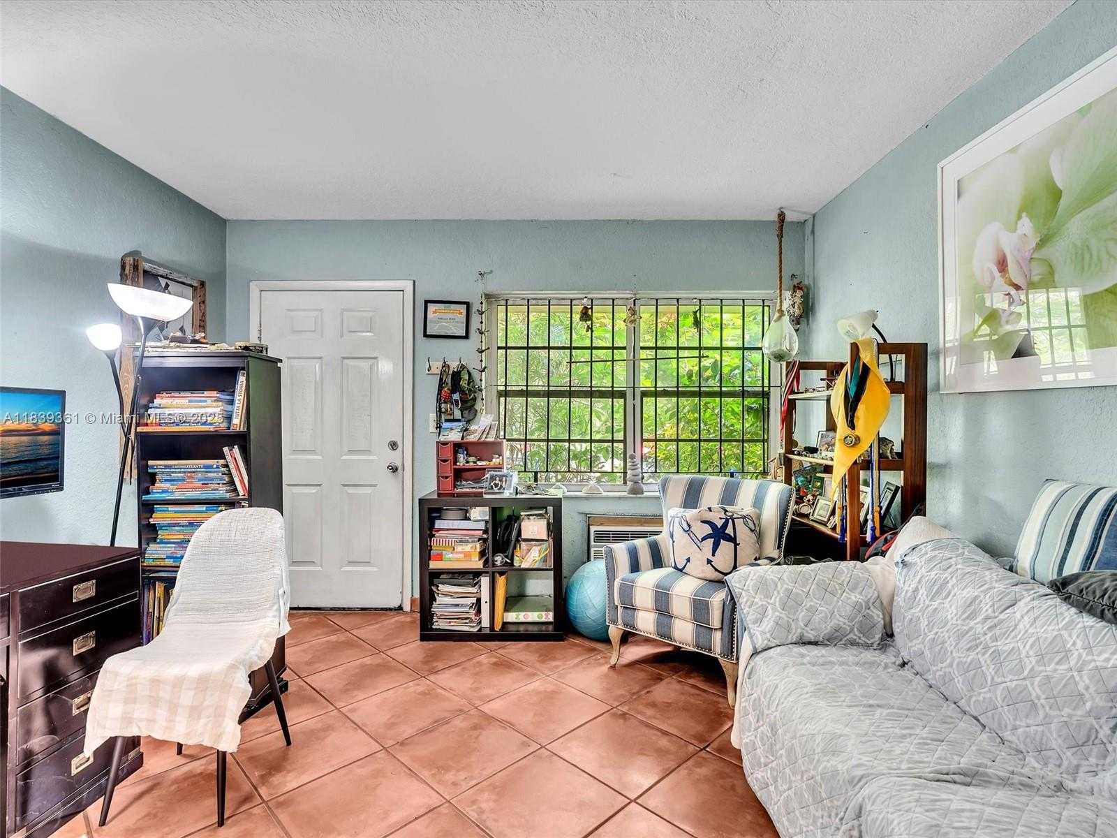 Small Image of 3210 EAST ELIZABETH ST, Miami Number 61