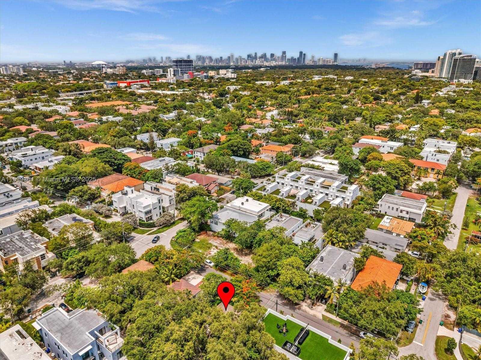Small Image of 3210 EAST ELIZABETH ST, Miami Number 65